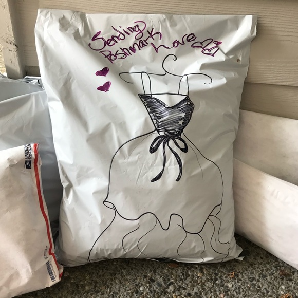 Meet your posher - Picture 15 of 15